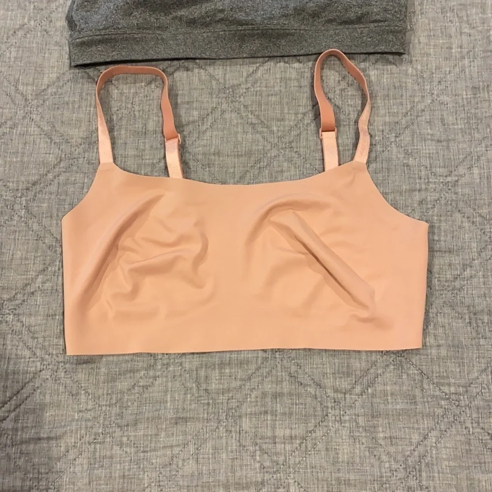 Seamless Bralette bundle EUC